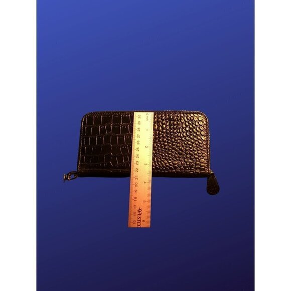 𝅺MYBAT Crocodile-Embossed Genuine Leather MyJacket Wallet Wristlet, Black, NWT - Picture 5 of 10